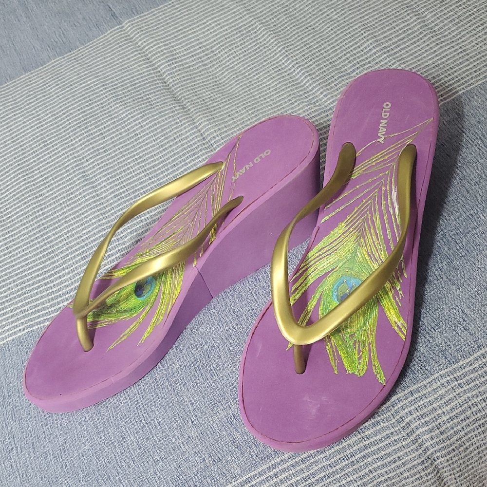NWOT Wedge Flip Flop Sandals - Size 10 - Gold/Purple